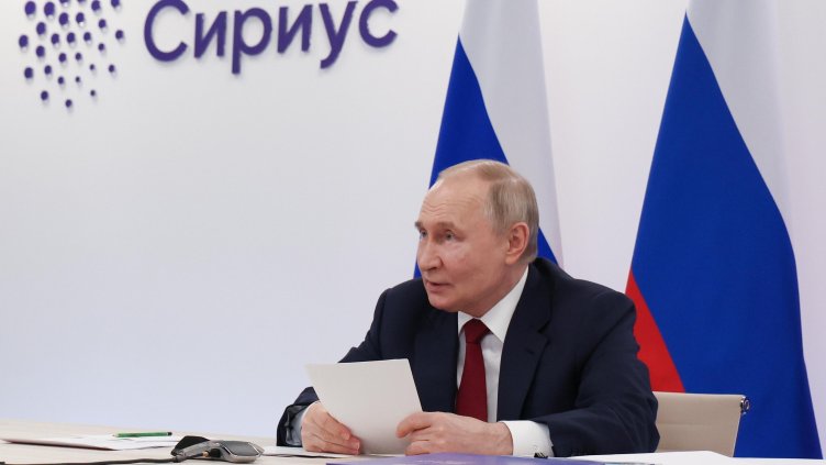 Липсата на интерес на Тръмп към преговорите за Украйна ще помогне само на Путин