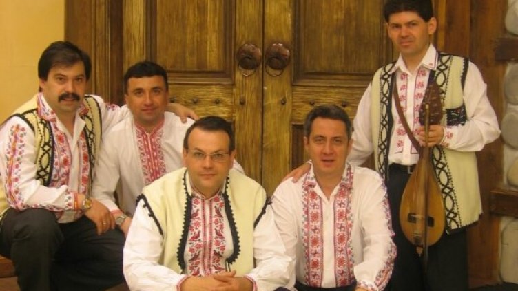 Валентин Янков, на първия ред вляво. Снимка: Facebook