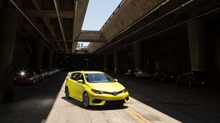 Scion iM. Снимка: Toyota