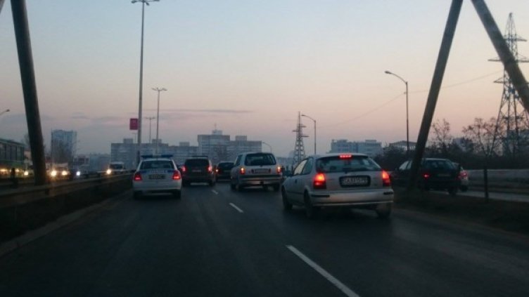 Катастрофа блокира "Брюксел" и "Цариградско" в София