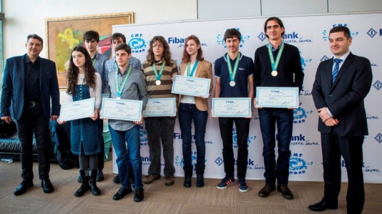 Снимка: FiBank