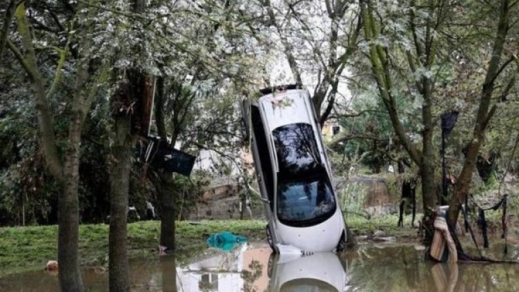 Само един въпрос: Как e възможно това?