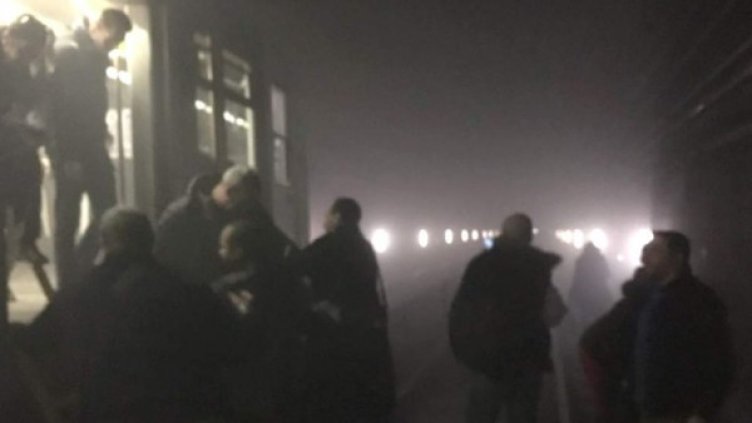 Евакуацията на метрото. Снимка: Twitter
