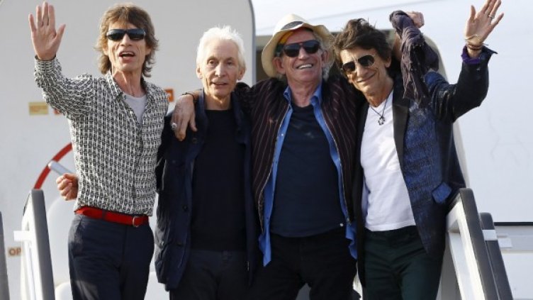 Ролинг Стоунс пристигат в Куба. Снимка: Reuters