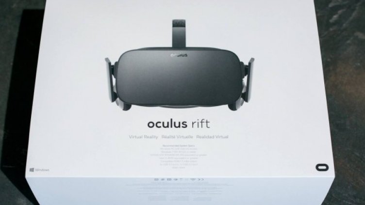 Oculus Rift вече са при първите си собственици