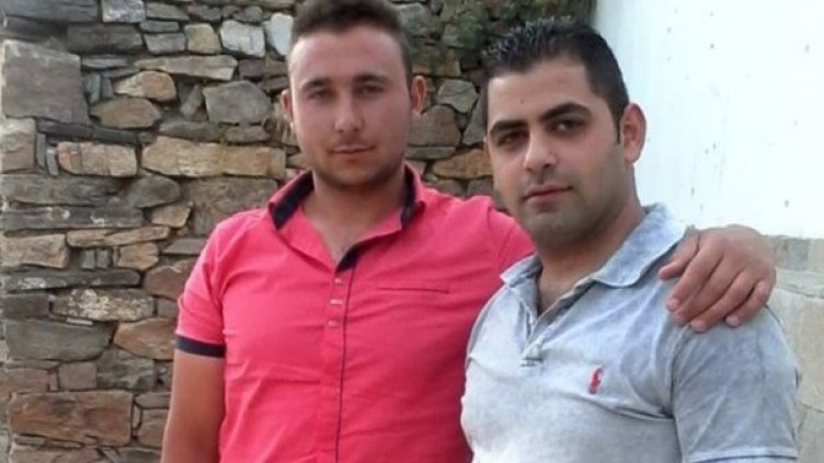 Надим с български си приятел Сабри Белянски. Снимка: "Стандарт"