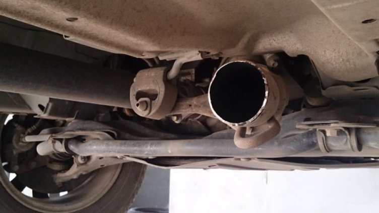 Кражбата става за по-малко от 5 минути - чисто и без шум. Снимки: Pylnoshtastie