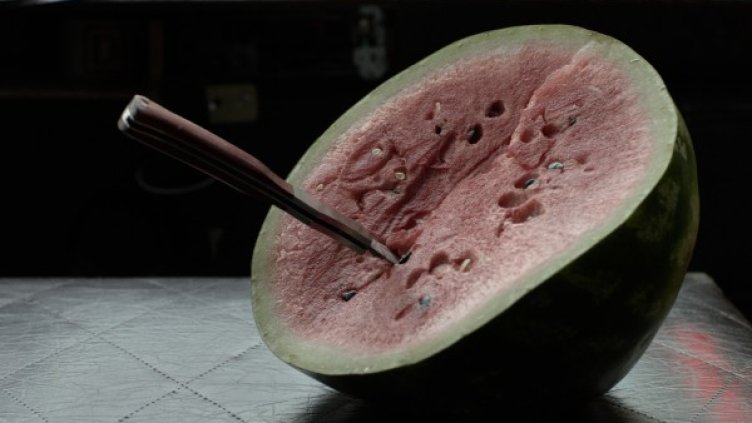 Кадър от "На червено". Снимка: София Филм Фест