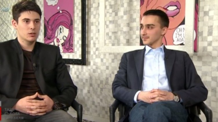 Вълчо Арабаджиев (л) и Тодор Батков - младши (д). Кадър: bTV