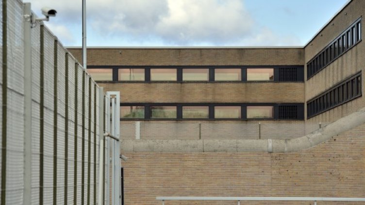 Така изглежда отвън затворът, в който до скоро беше затворен Салах Абдеслам Снимка: Reuters