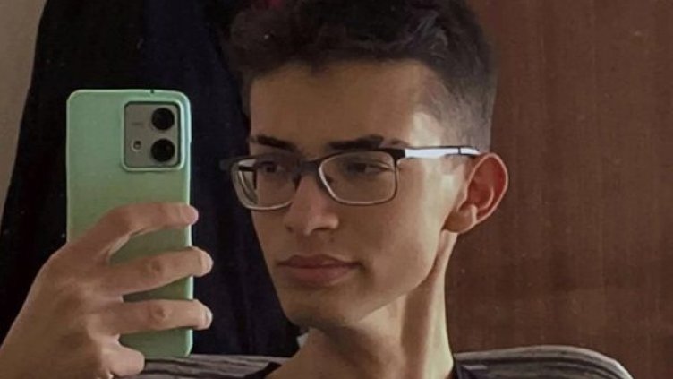 Училището на Билгин, който се самоуби, смени учителката по английски 