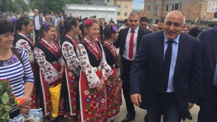 Борисов на посещение в село Ябланово. Снимка: Facebook