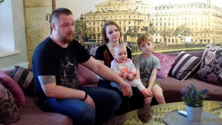 Семейството на Дмитрий Трапезников. Снимка: Reuters