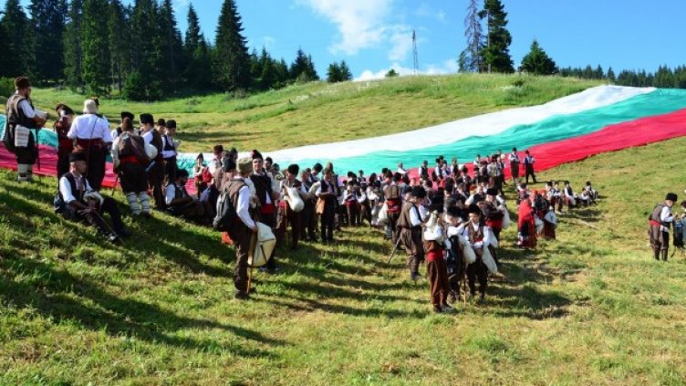 Снимка: http://www.rozhen.bg/bg/