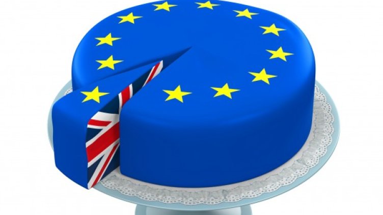 Следващото парче от тортата ще е за... Снимка: flickr