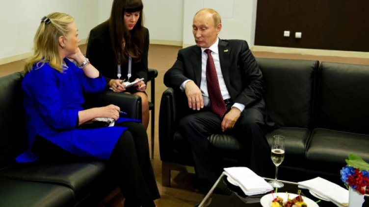 Хилари Клинтън и Владимир Путин. Снимка: архив, Reuters