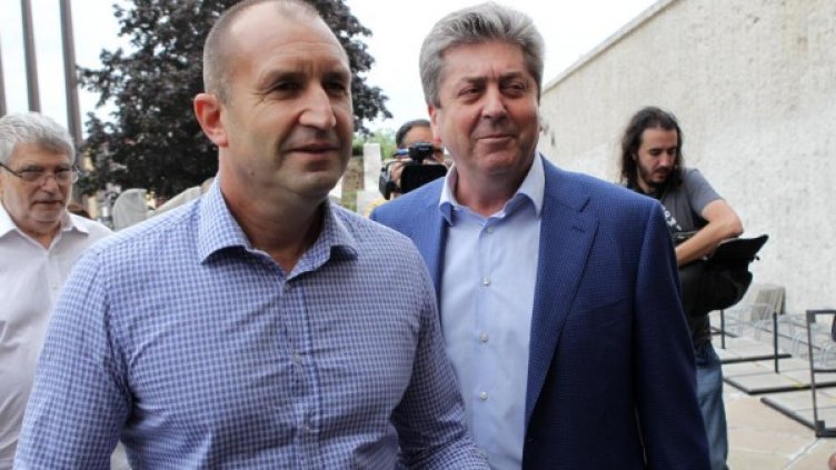 Ген. Румен Радев и Георги Първанов. Снимка: БТА