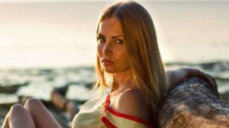 Красива, слънчева, стройна – рускиня!