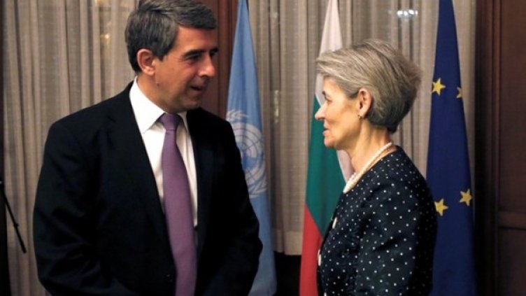 Плевнелиев и Бокова на приема в нейна чест. Снимка: Президентство