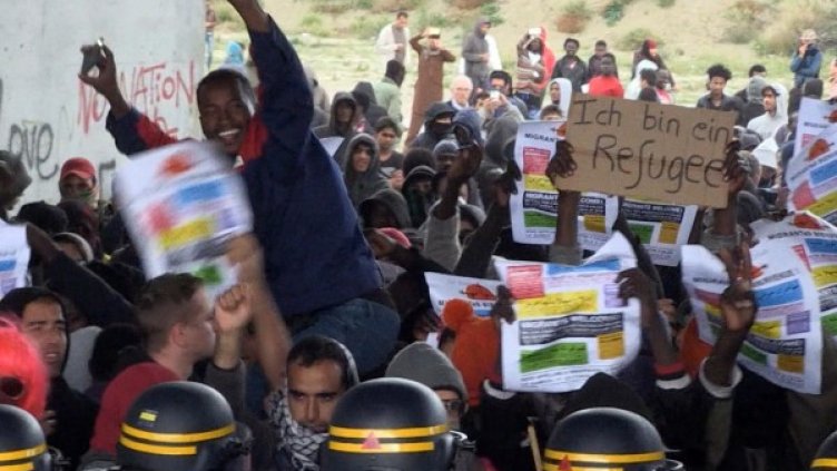 Демонстрацията близо до бежанския лагер. Снимка: БТА