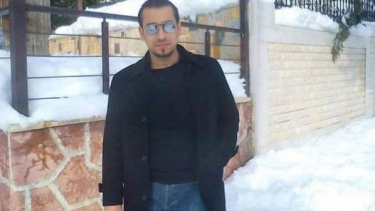 Раджан Бурхан. Снимка: Дойче веле
Раджан Бурхан преди четири години. Снимка: Дойче веле