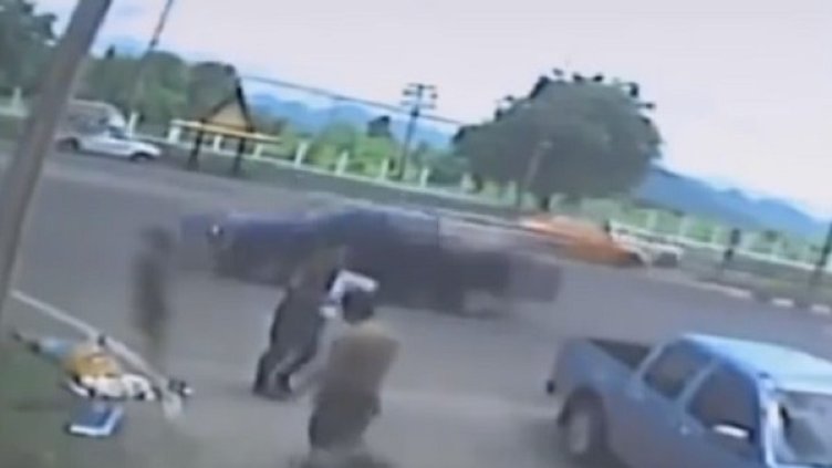 Снимка: кадър, Youtube