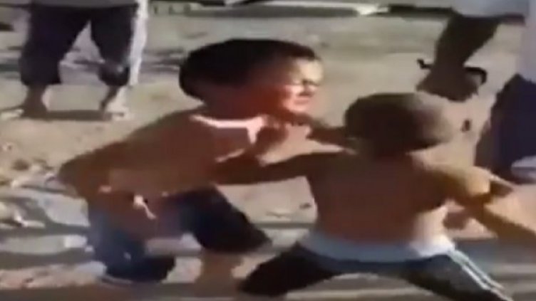 Снимка: кадър, YouTube