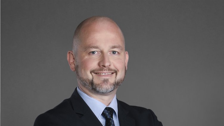 Водещият експерт по финансово регулиране проф. д-р Армин Камел става преподавател във ВУЗФ