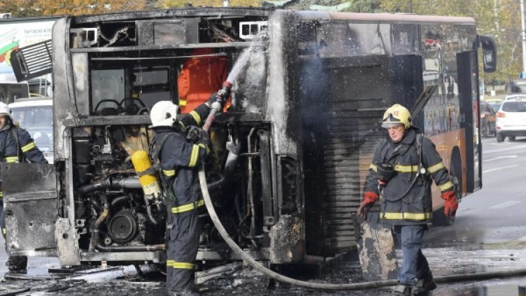 Запалването на автобуса факла &ndash; технически проблем