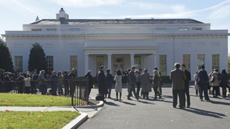 В очакване на Тръмп. Снимка: БТА