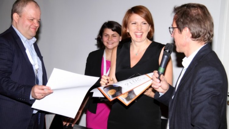 Деси Николова, Изпълнителен Директор на СиС Индустрийс и Тиери Хайнс, Директор на Spirits Selection