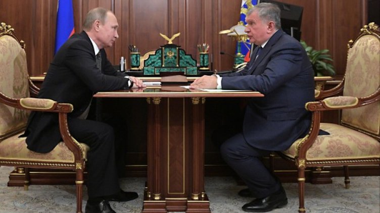 Владимир Путин и Игор Сечин. Снимка: Reuters
