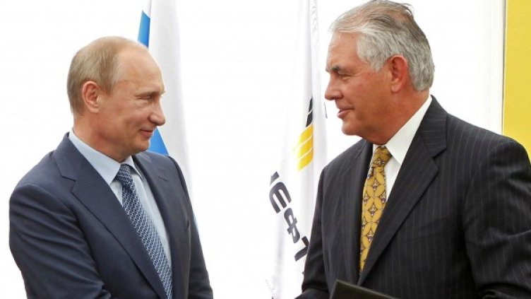 Владимир Путин и Рекс Тилърсън. Снимка: архив, Reuters