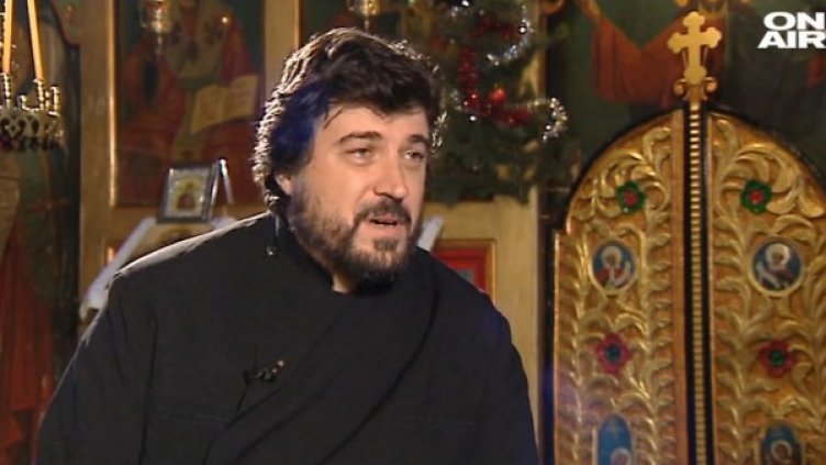 Има ли добри хора? Надникваме в приюта на отец Иван