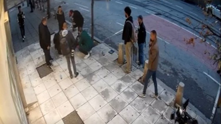 От ПБ показаха как помагат на Колтуклиева след падането ВИДЕО