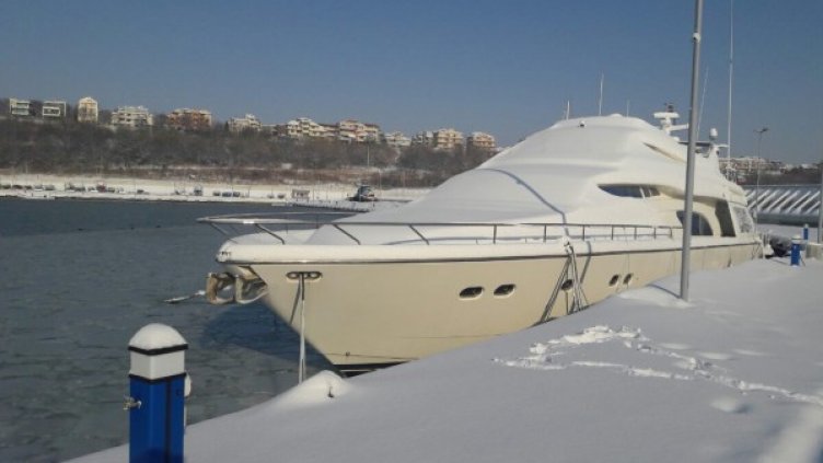 А-ах, морето... което замръзна край Бургас