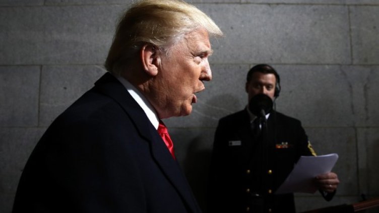 Тръмп се закле, Twitter му засили нови 560 000 души