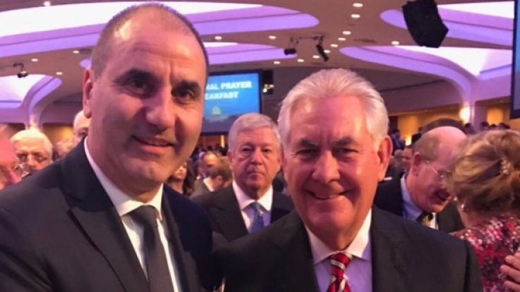 Цветан Цветанов и Рекс Тилърсън. Снимка: ПП ГЕРБ