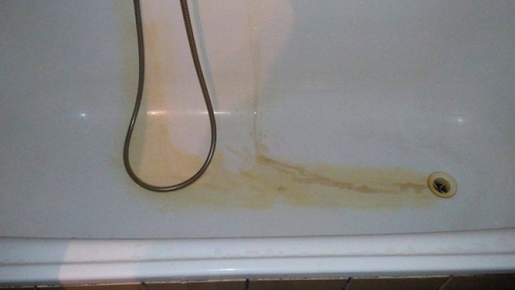 Зимна приказка или мизерия със звезди: Хотел "Рила" в Семково