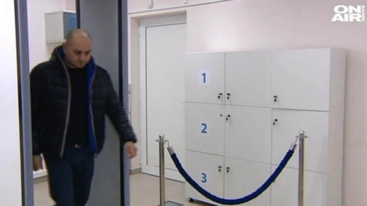 Камери, скенери... Да преписваш на листовки – няма шанс!