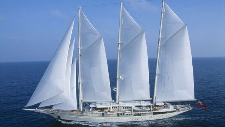 Източник: Daily Mail; David Churchill/Burgess