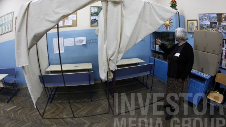 Избираме 240 в 44-тото. Изборният ден от столичното 131 СУ