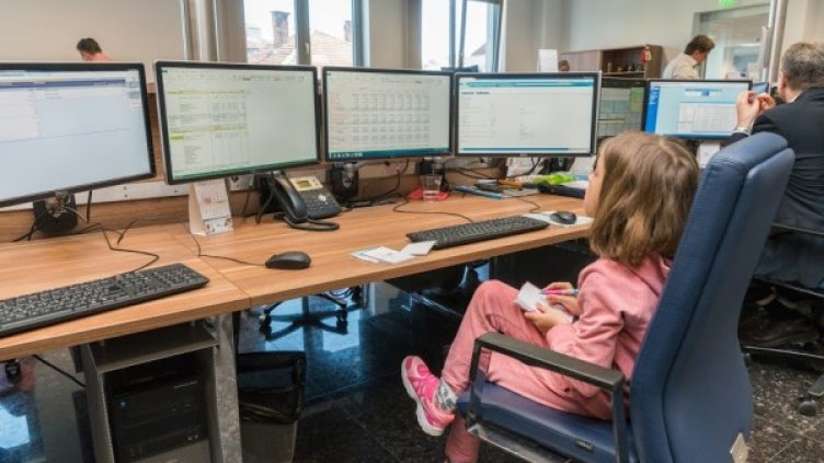 Централна кооперативна банка отвори вратите си за ученици от столичното 119-о СУ