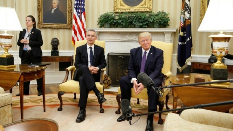 Йенс Столтенберг и Доналд Тръмп. Снимка: Reuters