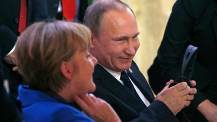 Ангела Меркел и Владимир Путин. Снимка: архив, Reuters