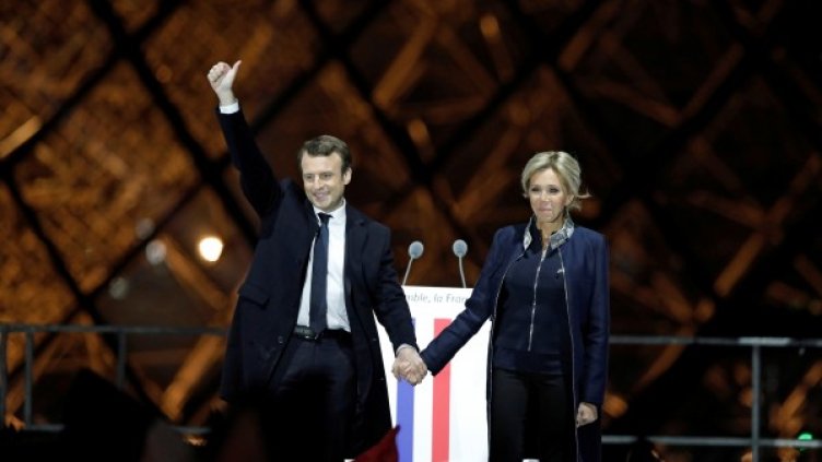 Еманюел Макрон и съпругата му Брижит. Снимка: Reuters