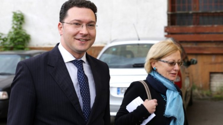 Митов с адвоката си Ина Лулчева. Снимка: БТА