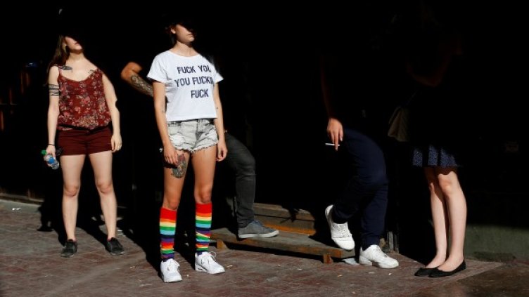 Прайд в Истанбул: Шепа протестиращи и повече полиция