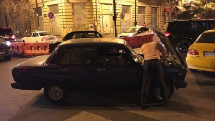 Шофьор на Лада едва не преби шампион от Формула 1