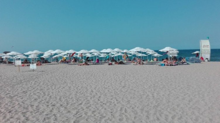 1 млн. лева повече и... морето в Лозенец – чисто и синьо